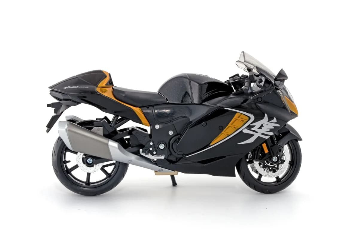 Suzuki Hayabusa (Black/Orange) — view 3 | i-robox
