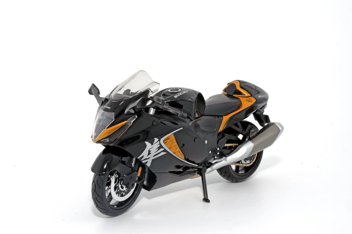 Suzuki Hayabusa (Black/Orange) - Buy Online | i-robox
