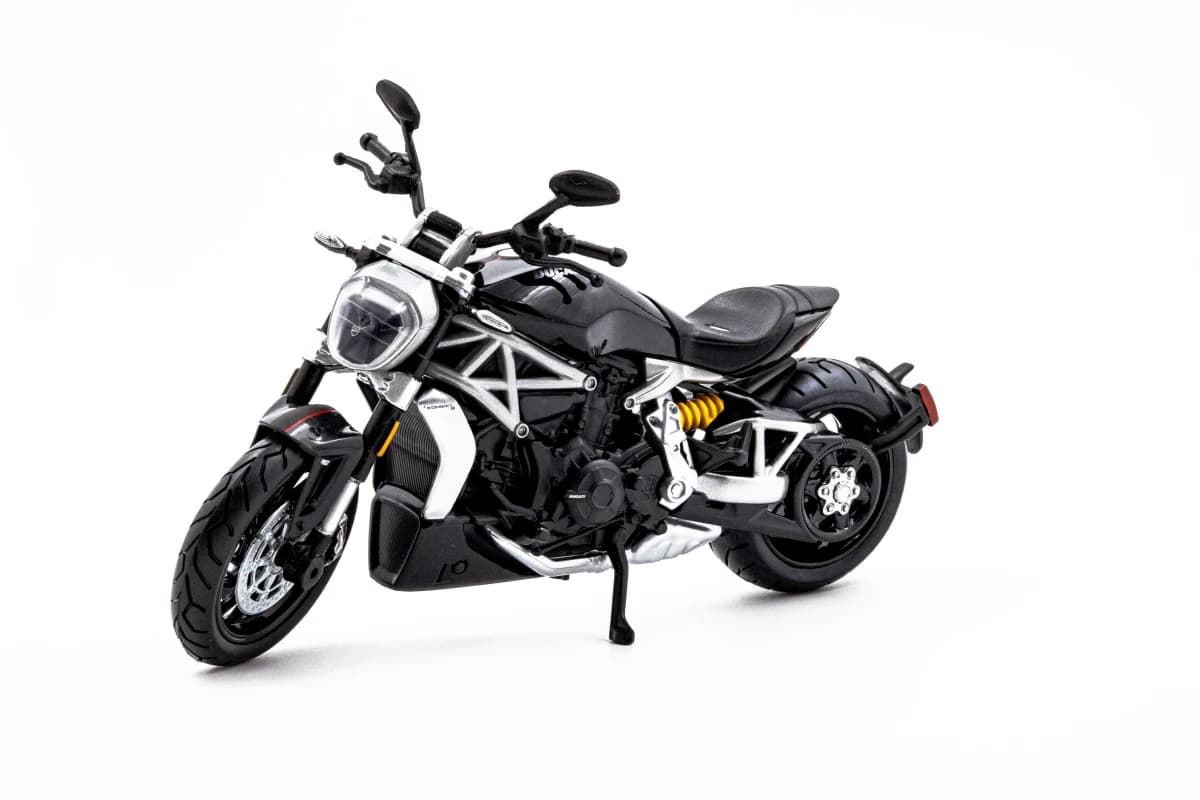 Maisto Ducati XDiavel S Premium Die-Cast Toy Motorcycle image 1