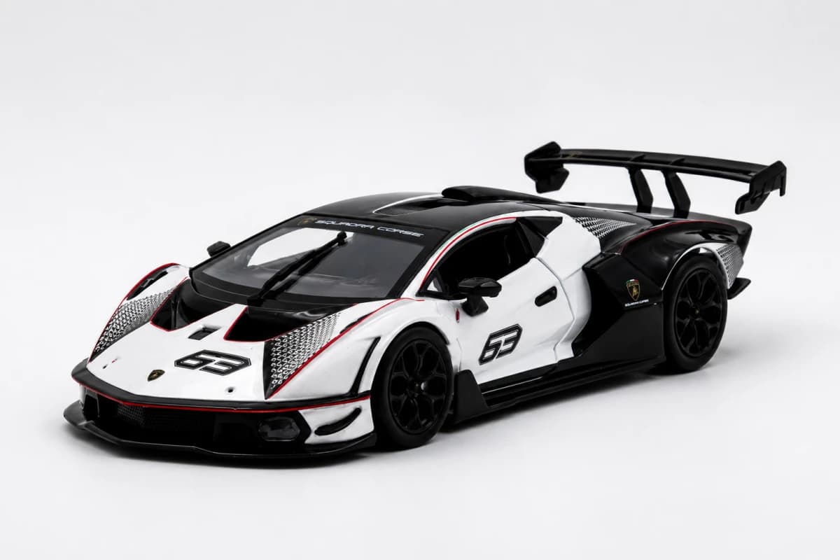 Lamborghini Essenza SCV12 Race image 6