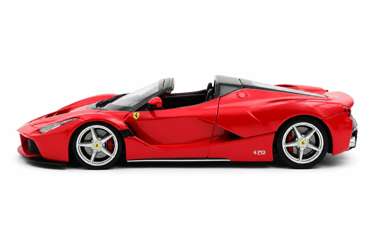 Ferrari LaFerrari Aperta Convertible Toy Supercar image 3