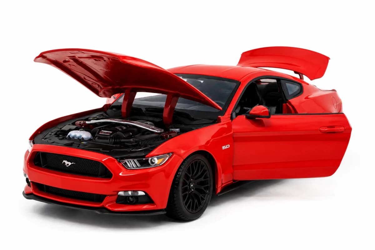 Maisto 2015 Ford Mustang GT – Special Collection — view 5 | i-robox