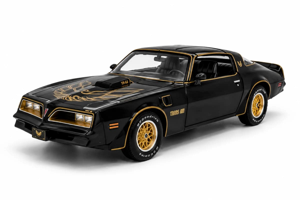 Maisto 1978 Pontiac Firebird Trans Am – Special Collection — view 3 | i-robox