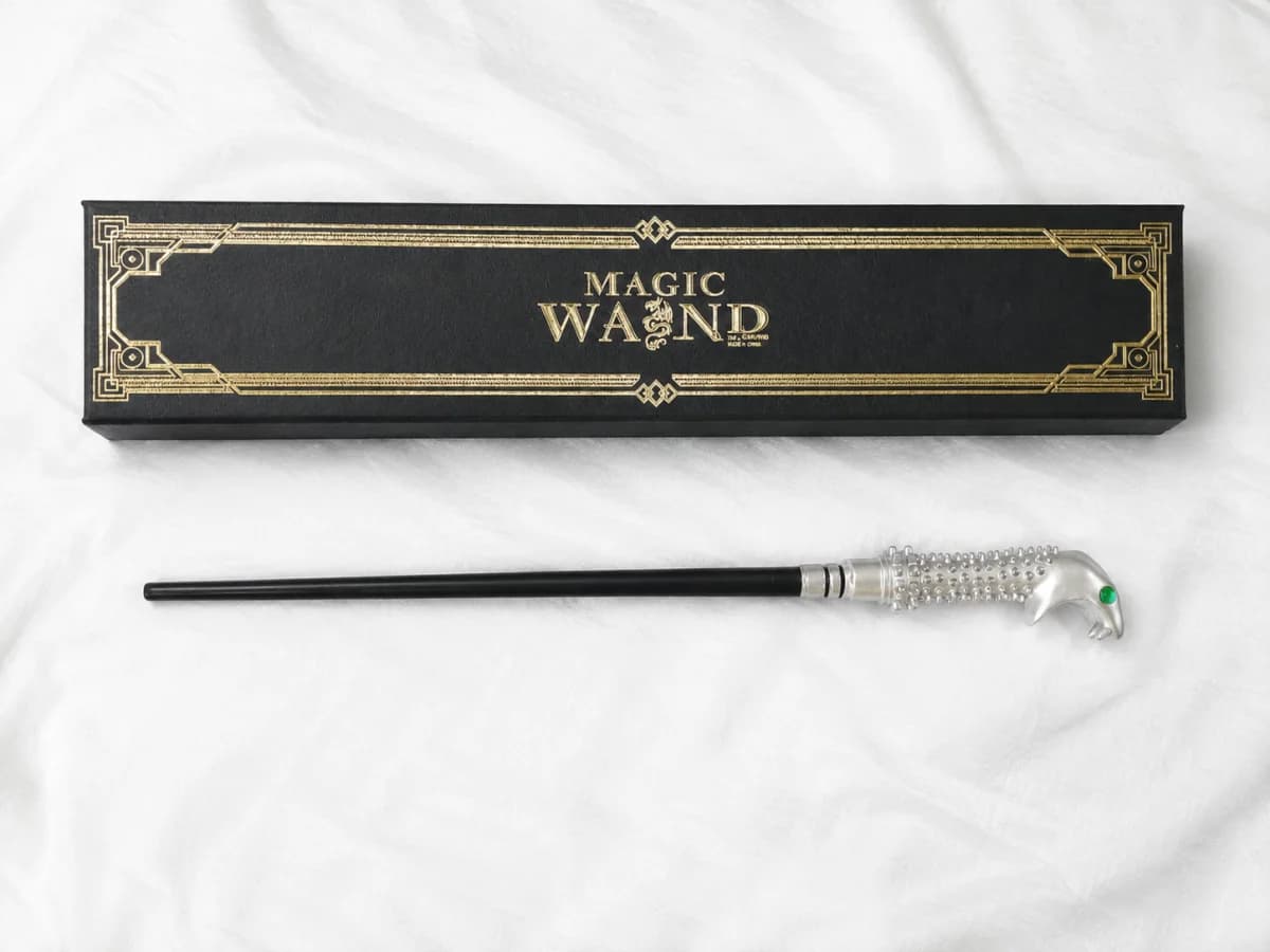 Lucius Malfoy Premium Replica Wand (35/40 CM) - Buy Online | i-robox