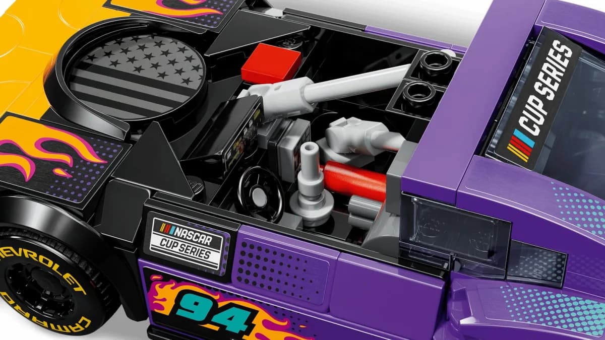 LEGO Speed Champions NASCAR® Next Gen Chevrolet Camaro ZL1 — view 5 | i-robox