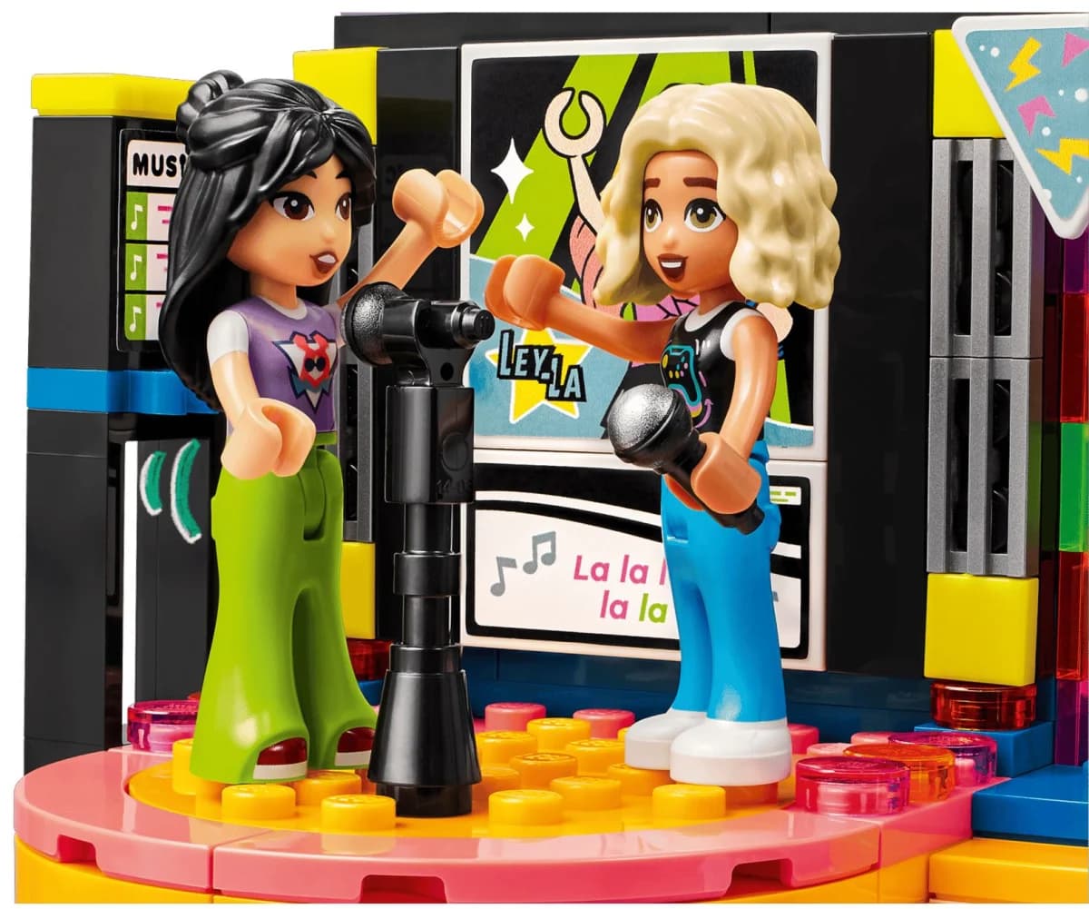 LEGO Friends Karaoke Music Party image 2