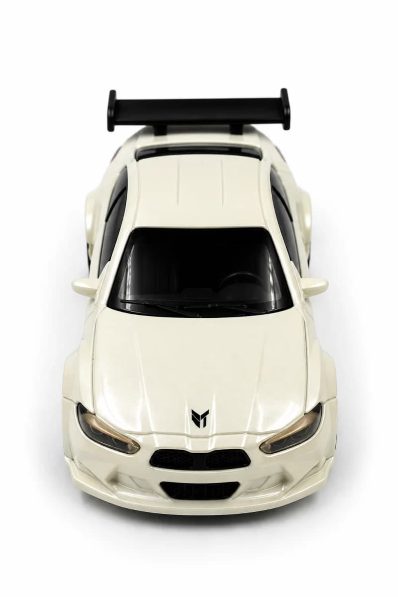 Desktop Drift Car – 4WD RC Racing Car - White — view 3 | i-robox
